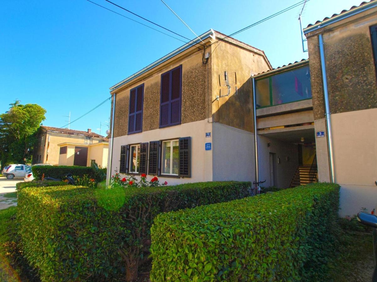 Apartment With A Parking Space - 20838